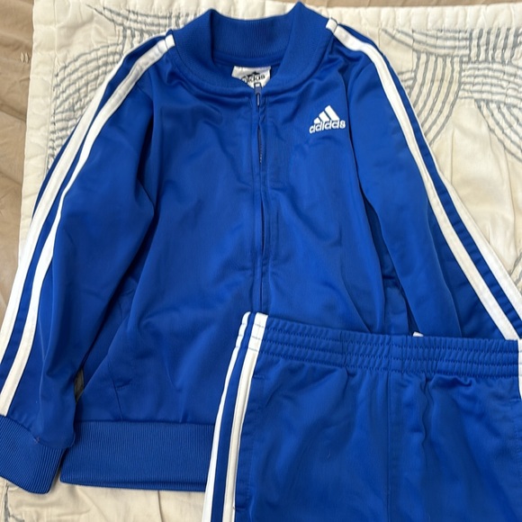 Adidas 3T toddler Royal Blue track suit -Adorable - Picture 2 of 5
